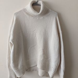 White H&M Turtleneck Sweater